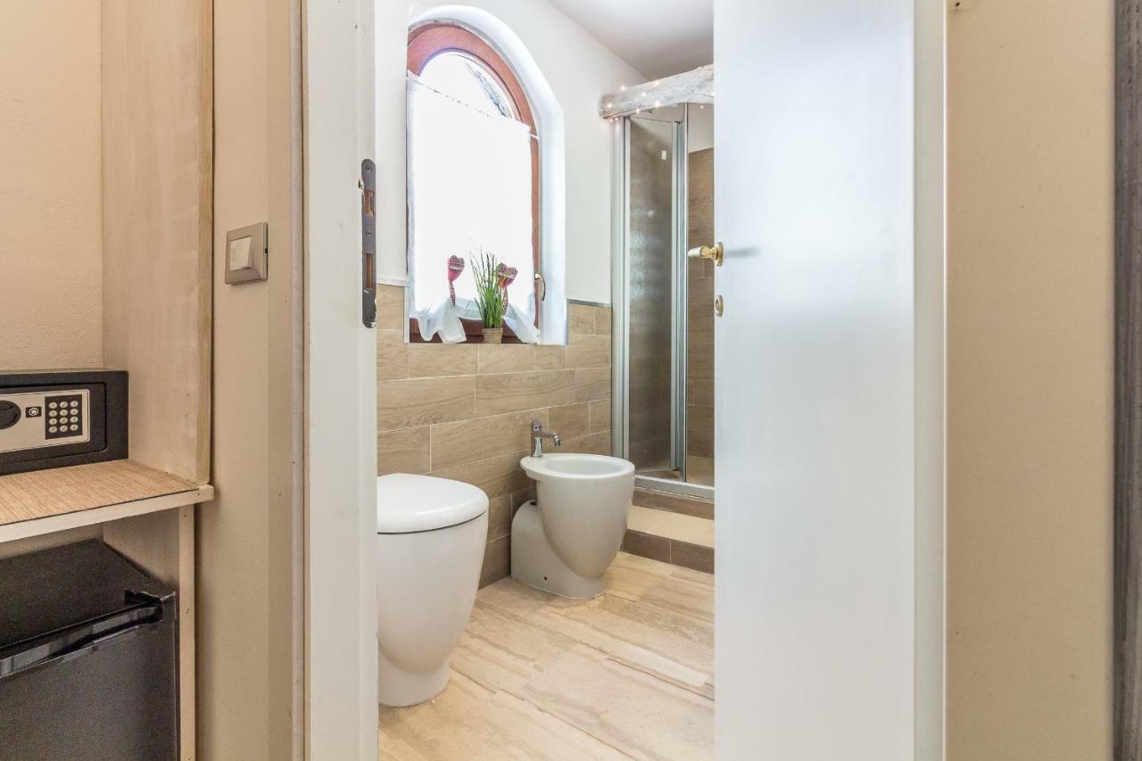 Maricciolu Suites And Apartments オルビア エクステリア 写真